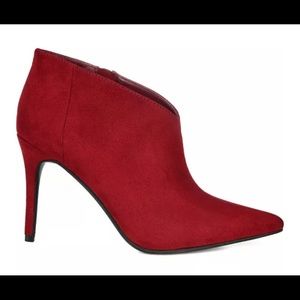 Journee Collection. Women’s Demmi Booties. Size 7 1/2. Worn once. Non-sm…